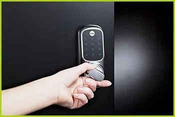 Expert Locksmith Services Forest Hills, NY 718-673-6786 Expert Locksmith Services Forest Hills, NY 718-673-6786 - 11-business-locksmiths